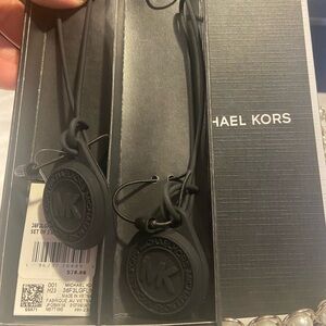 NWT Micheal Kors set of 2 Air tag covers black